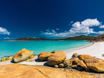 AIRLIE BEACH CELE 5