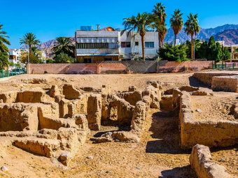 AQABA CELE 5